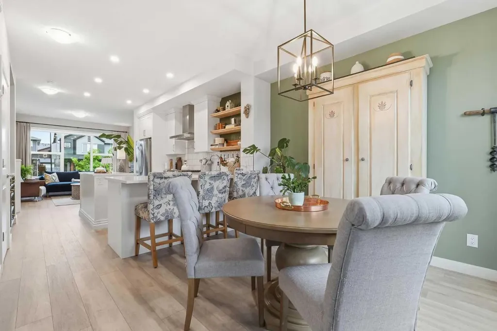 7 Wolf Creek Drive SE Calgary AB T2X 4W9