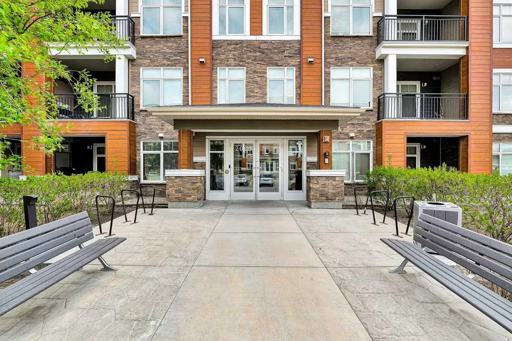 3727 Sage Hill Drive NW Calgary AB T3R1T7