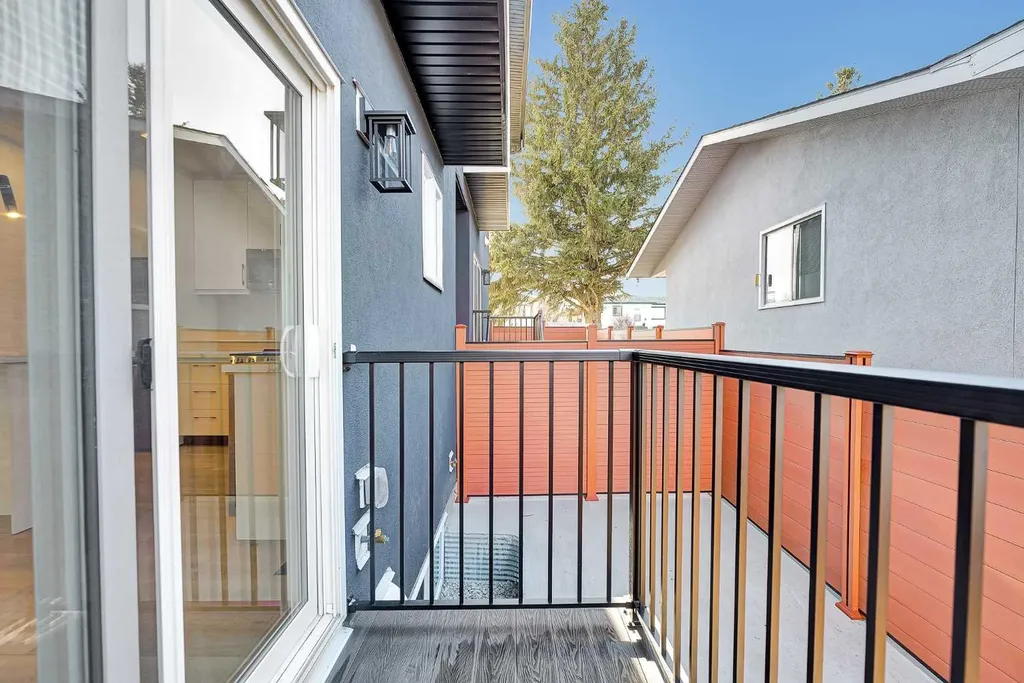 2605 1 Street NE Calgary AB T2E 1X8