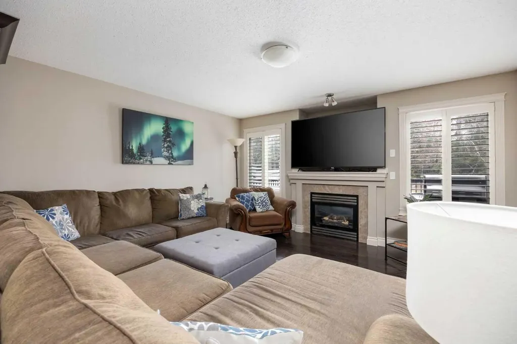 156 Gravelstone Way Fort Mcmurray AB T9K 0S9