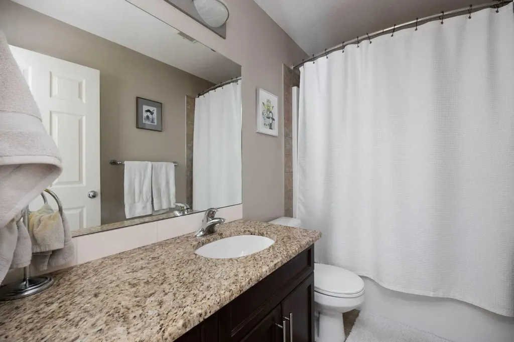 156 Gravelstone Way Fort Mcmurray AB T9K 0S9