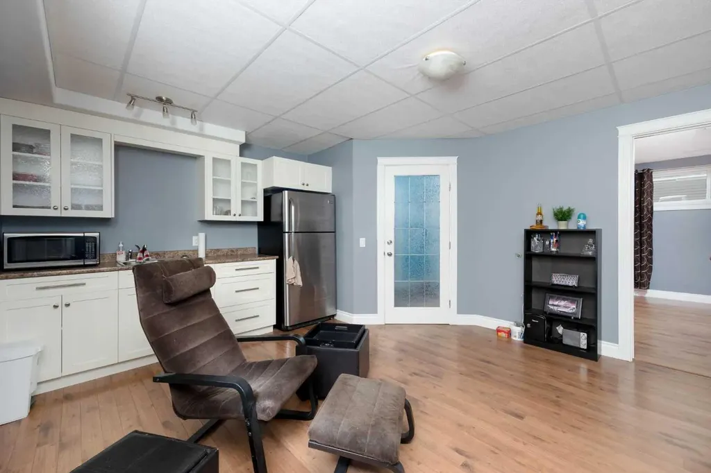 156 Gravelstone Way Fort Mcmurray AB T9K 0S9
