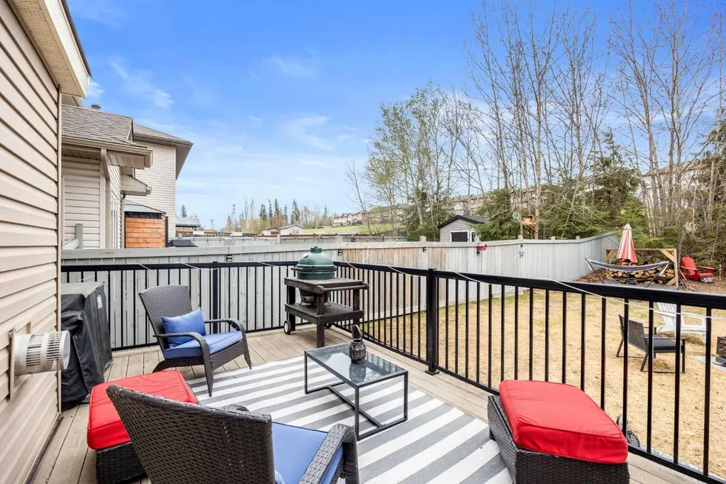 156 Gravelstone Way Fort Mcmurray AB T9K 0S9