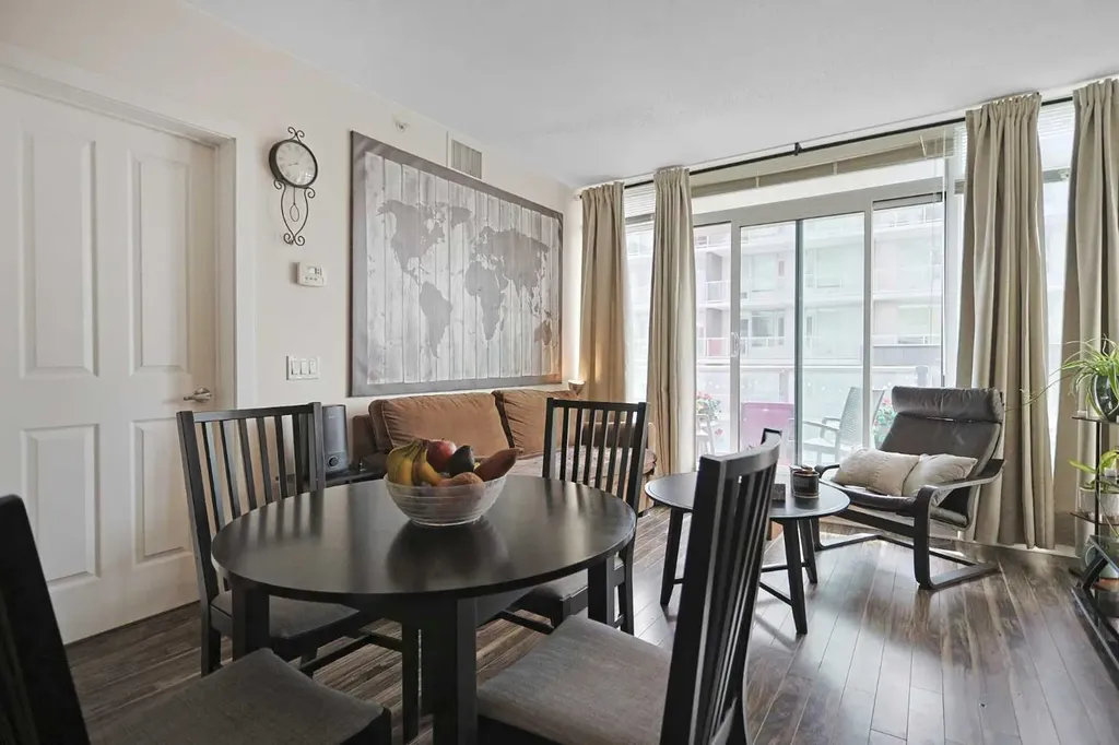 10 Brentwood Common NW Calgary AB T2L 2L6
