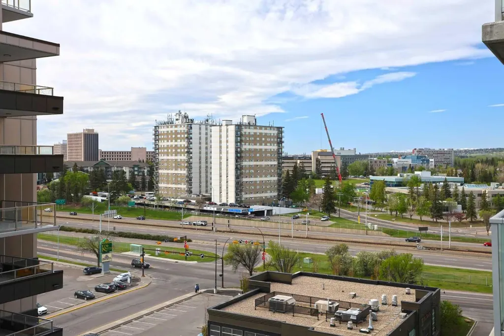 10 Brentwood Common NW Calgary AB T2L 2L6