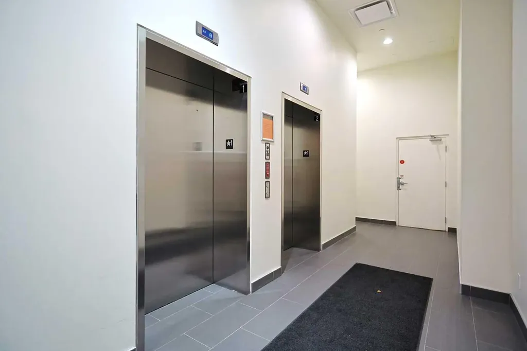 10 Brentwood Common NW Calgary AB T2L 2L6
