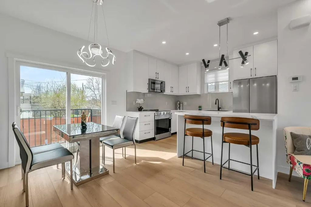 2609 1 Street NE Calgary AB T2E 1X8
