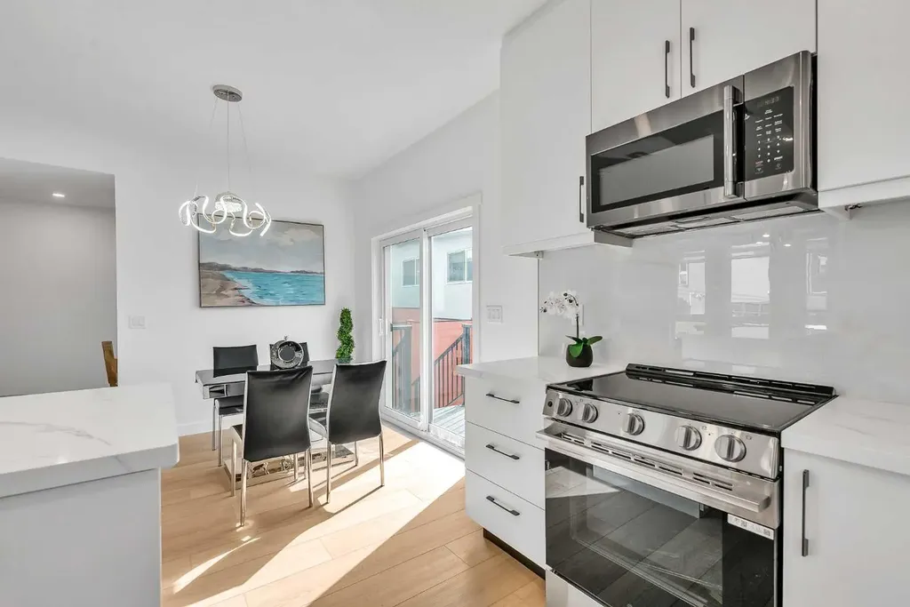2609 1 Street NE Calgary AB T2E 1X8