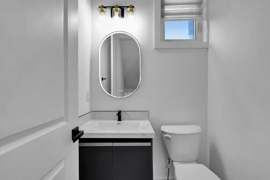 2609 1 Street NE Calgary AB T2E 1X8