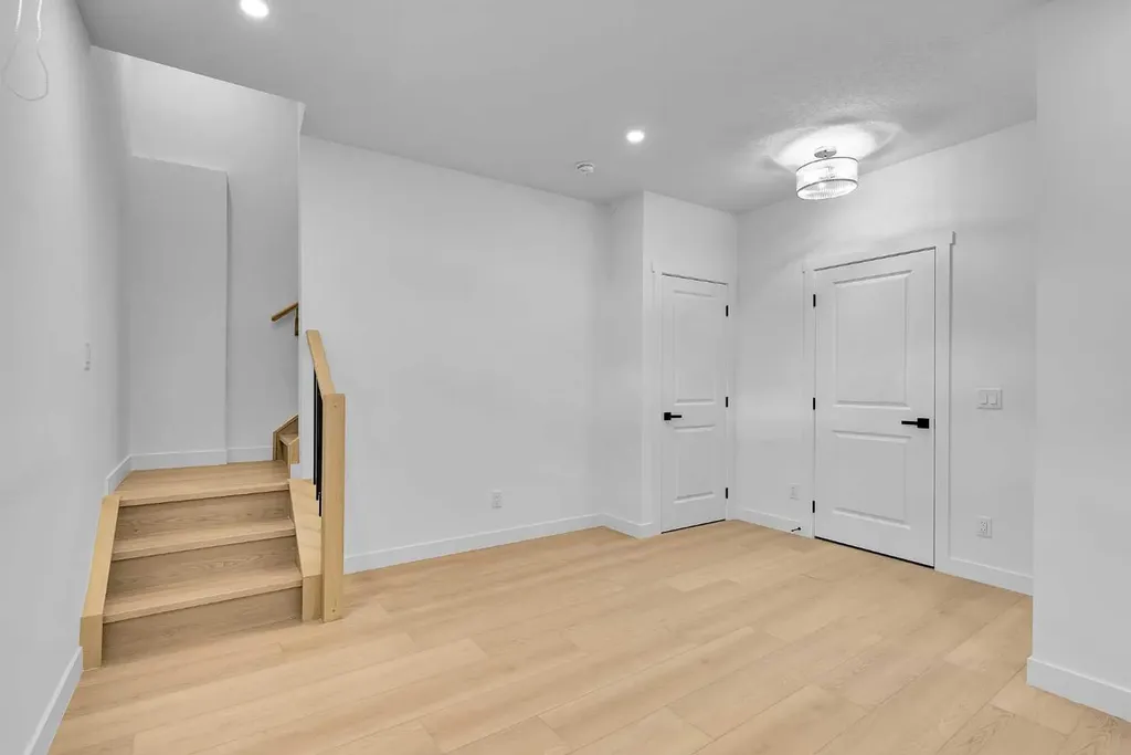 2609 1 Street NE Calgary AB T2E 1X8