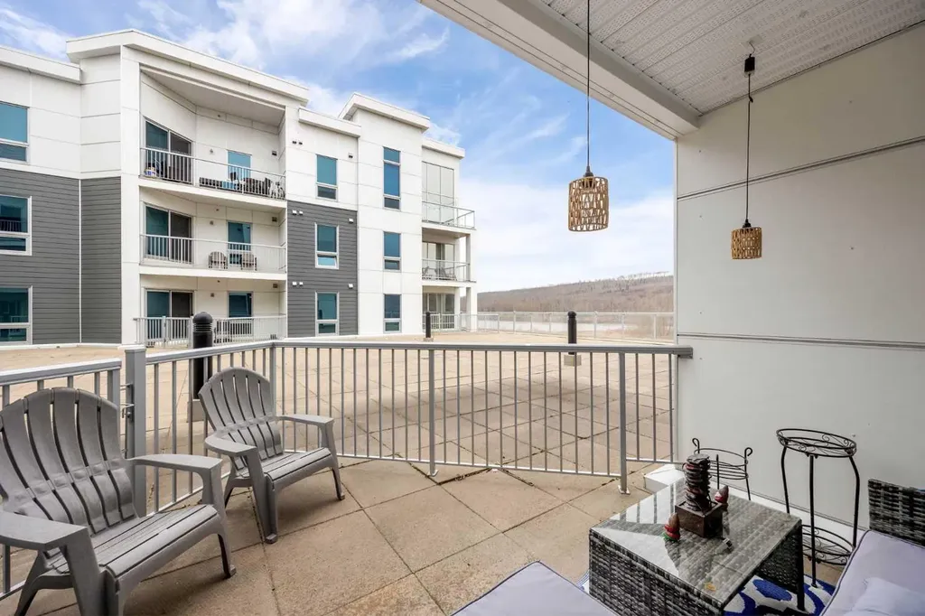 10218 King Street Fort Mcmurray AB T9H1X9