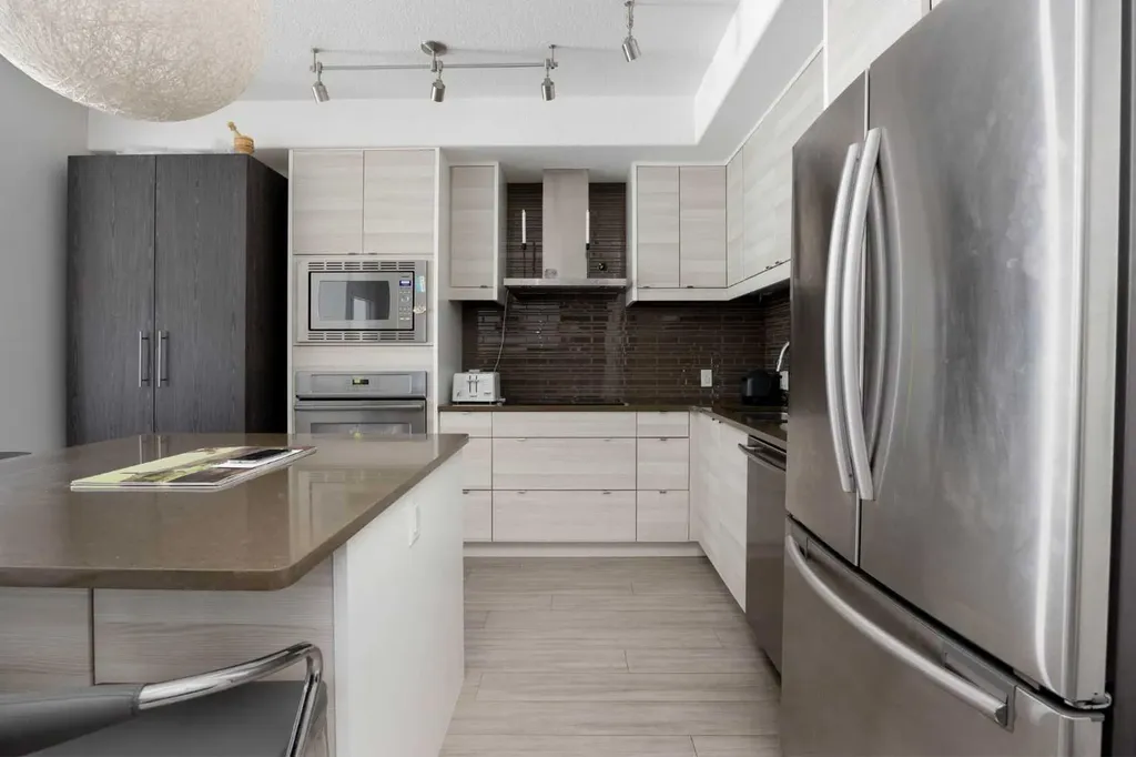 10218 King Street Fort Mcmurray AB T9H1X9