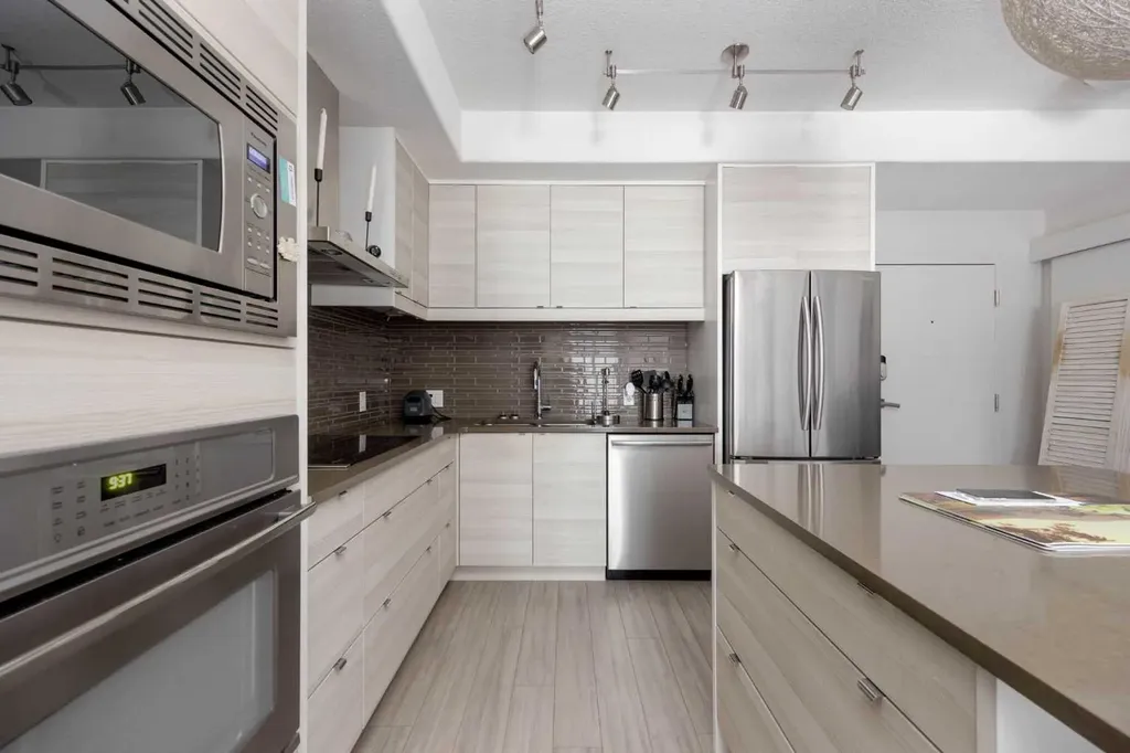10218 King Street Fort Mcmurray AB T9H1X9
