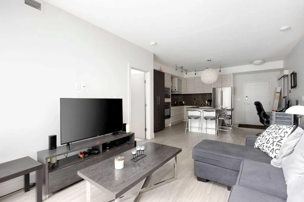 10218 King Street Fort Mcmurray AB T9H1X9
