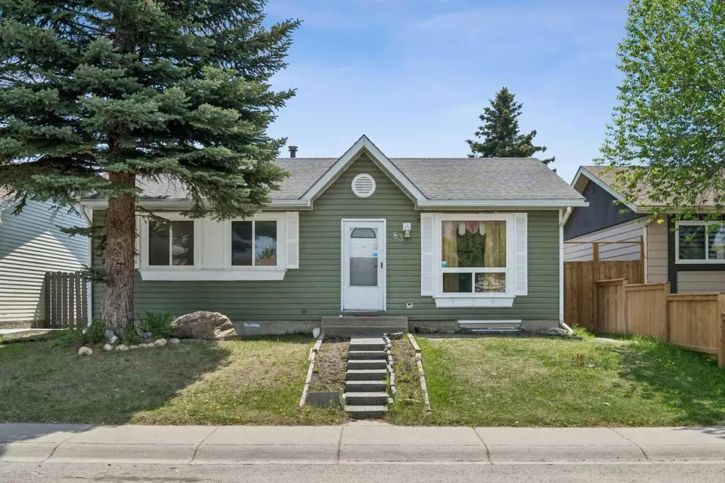 83 Appletree Close SE Calgary AB T2A 7J6