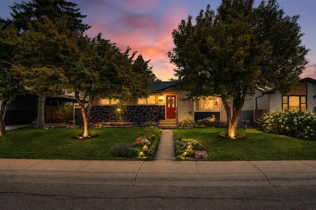 9824 Auburn Road SE Calgary AB T2J 1E1