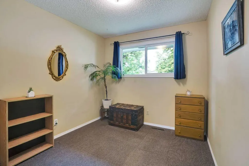9824 Auburn Road SE Calgary AB T2J 1E1
