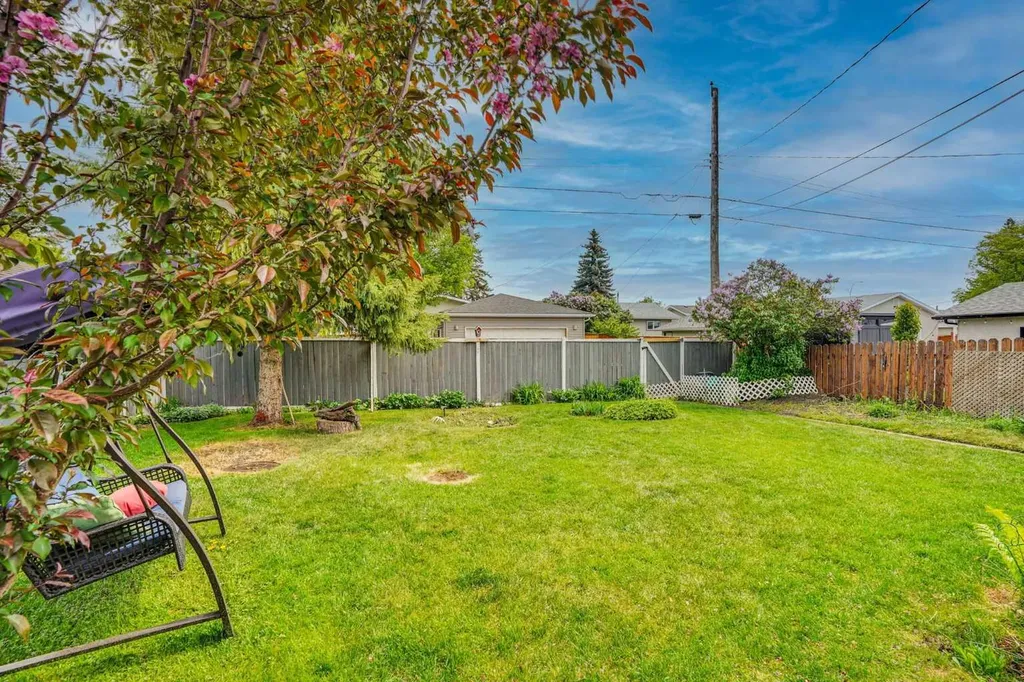 9824 Auburn Road SE Calgary AB T2J 1E1