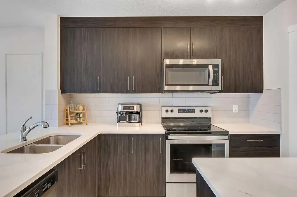 31 Red Embers Parade NE Calgary AB T3N 1E9