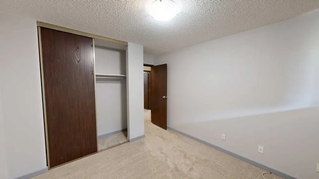 401 Columbia Boulevard W Lethbridge AB T1K 5R8