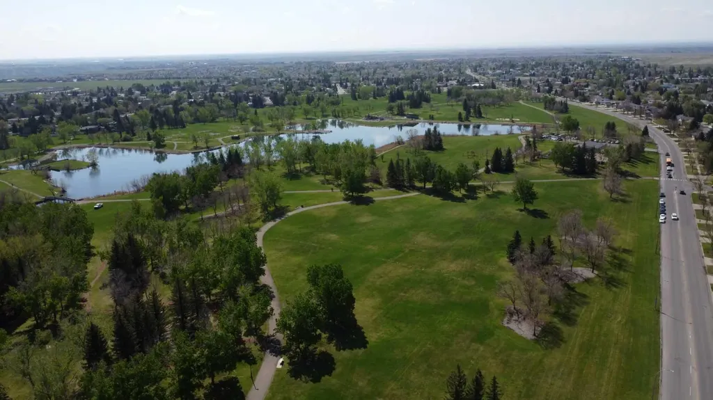 401 Columbia Boulevard W Lethbridge AB T1K 5R8