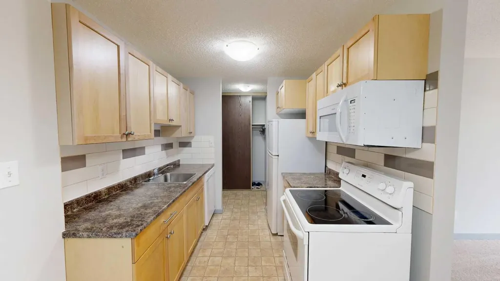 401 Columbia Boulevard W Lethbridge AB T1K 5R8