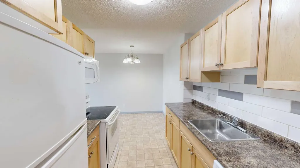 401 Columbia Boulevard W Lethbridge AB T1K 5R8