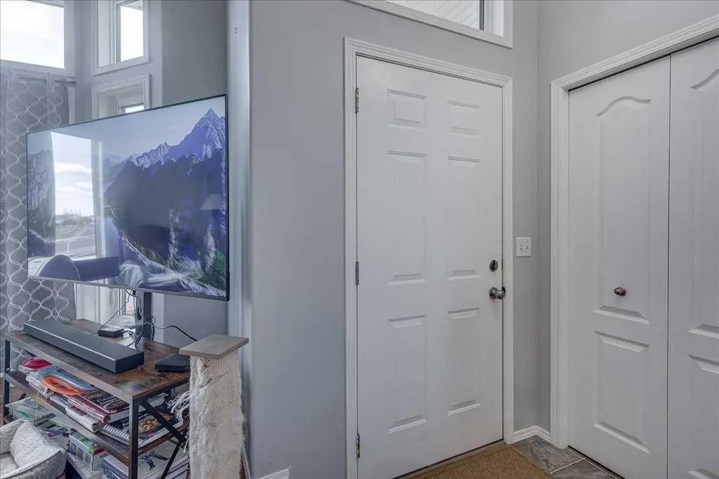 4 Harrison Road Sylvan Lake AB T4S 1T4