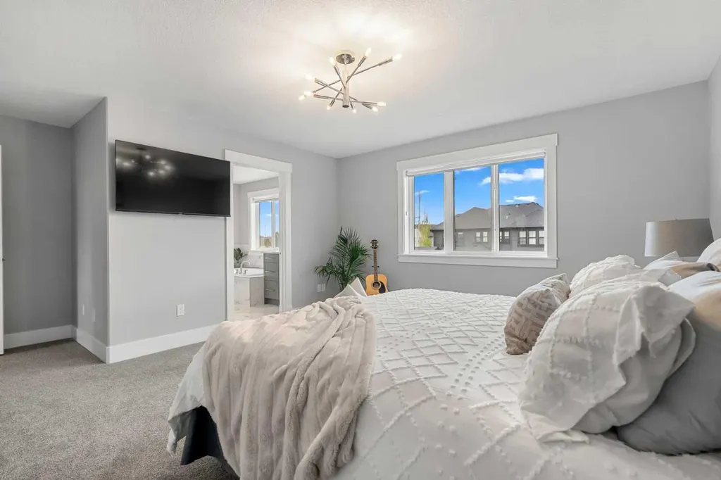 1213 Coopers Drive SW Airdrie AB T4B 3T6
