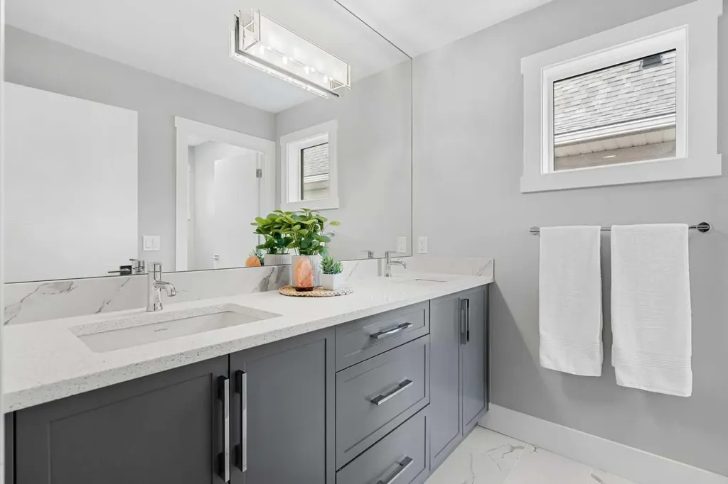 1213 Coopers Drive SW Airdrie AB T4B 3T6
