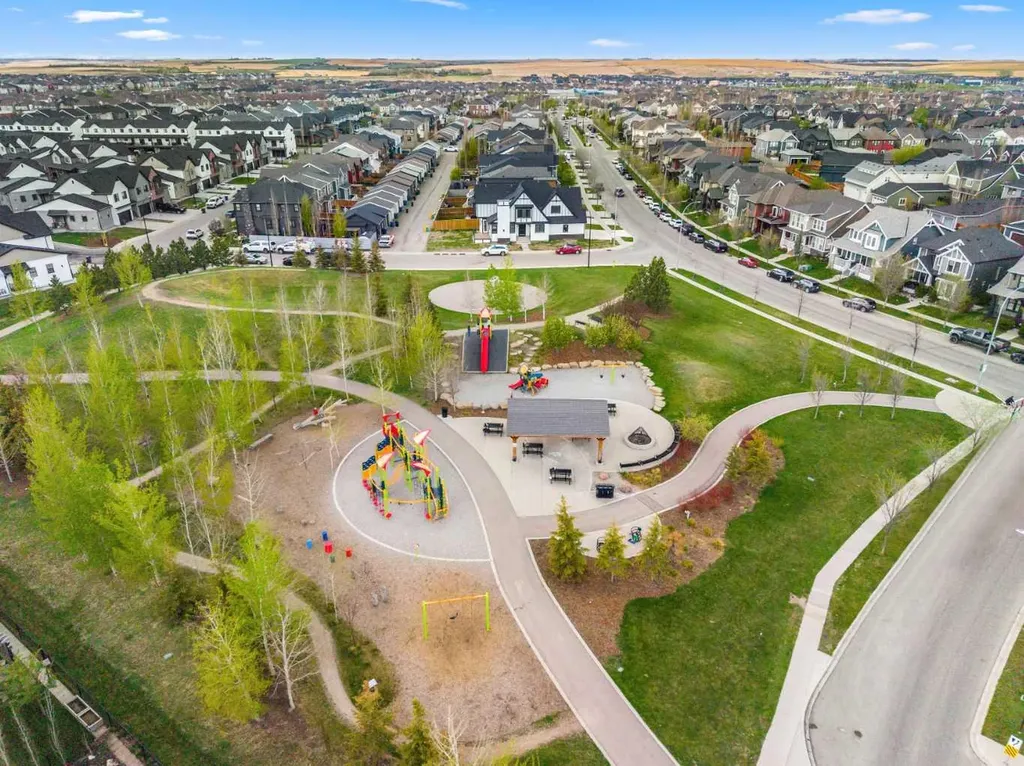 1213 Coopers Drive SW Airdrie AB T4B 3T6