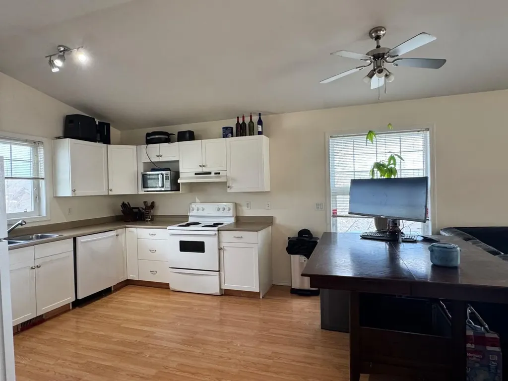 6301 88a Street Grande Prairie AB T8W 2V3