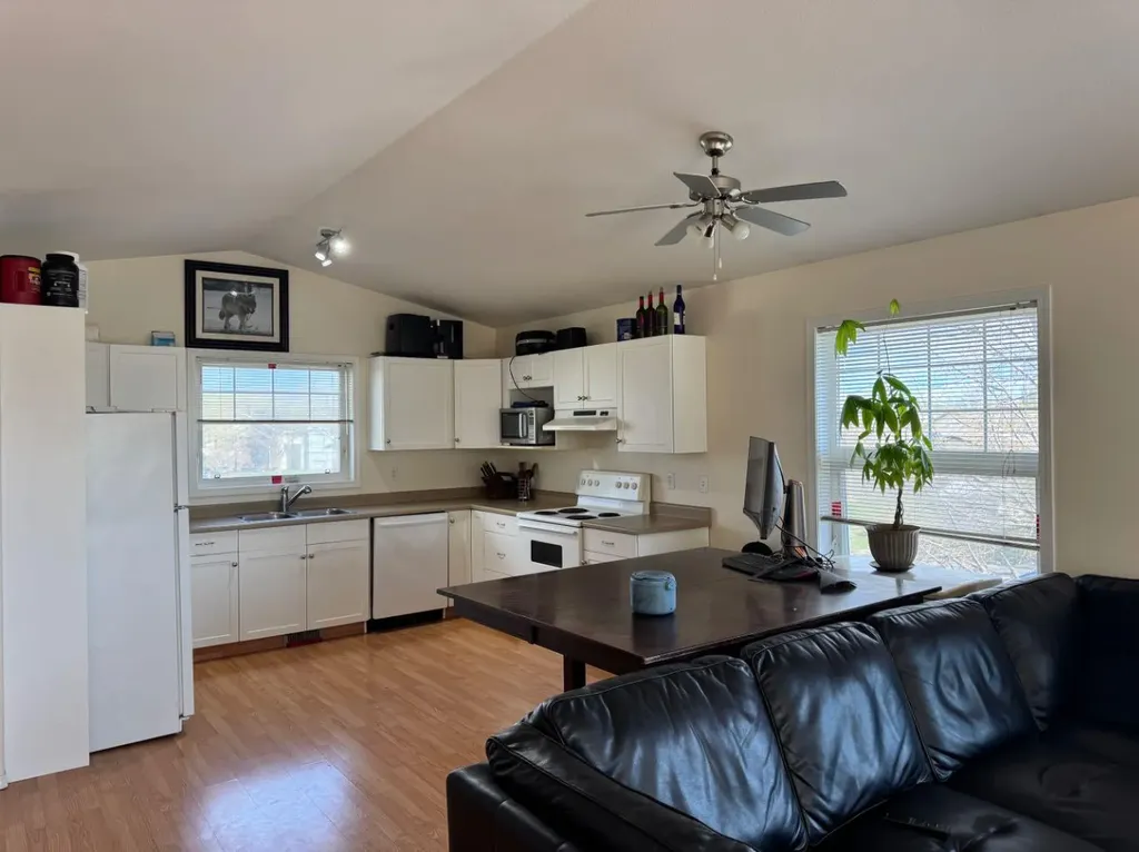 6301 88a Street Grande Prairie AB T8W 2V3