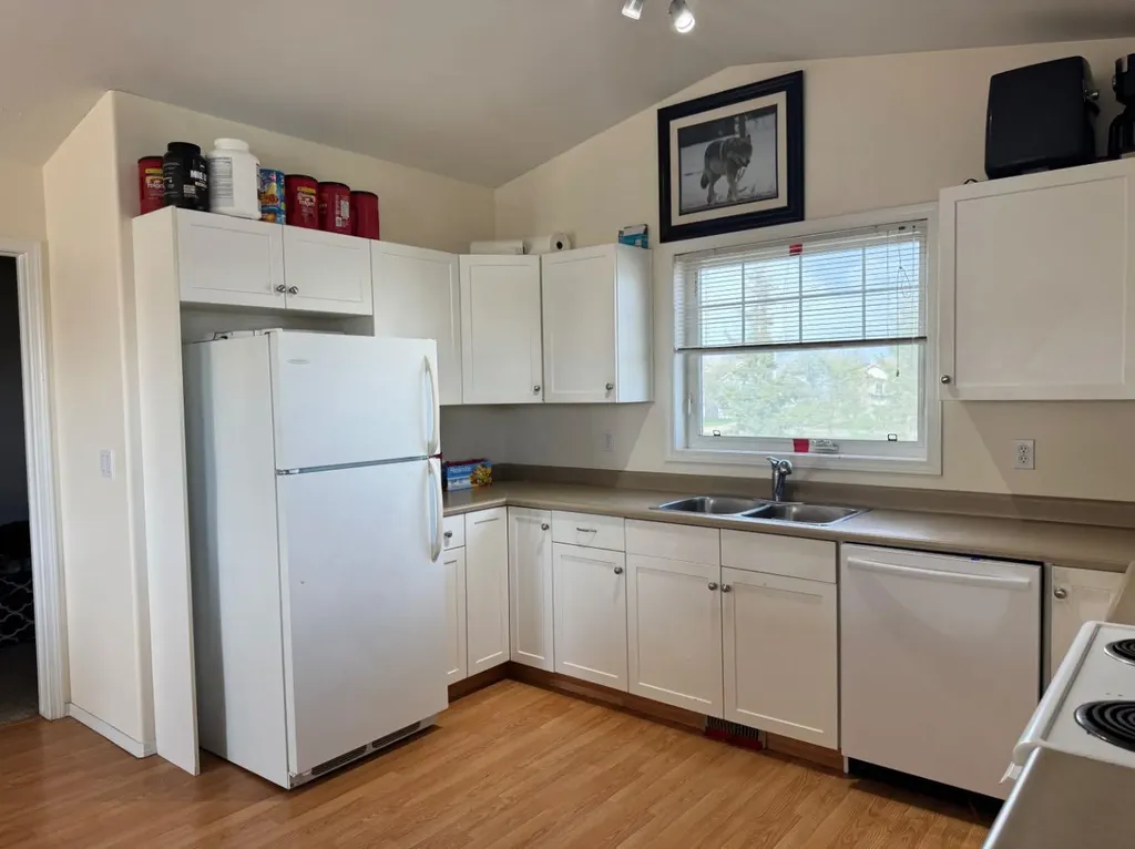 6301 88a Street Grande Prairie AB T8W 2V3