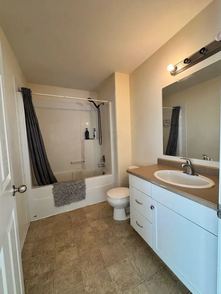 6301 88a Street Grande Prairie AB T8W 2V3