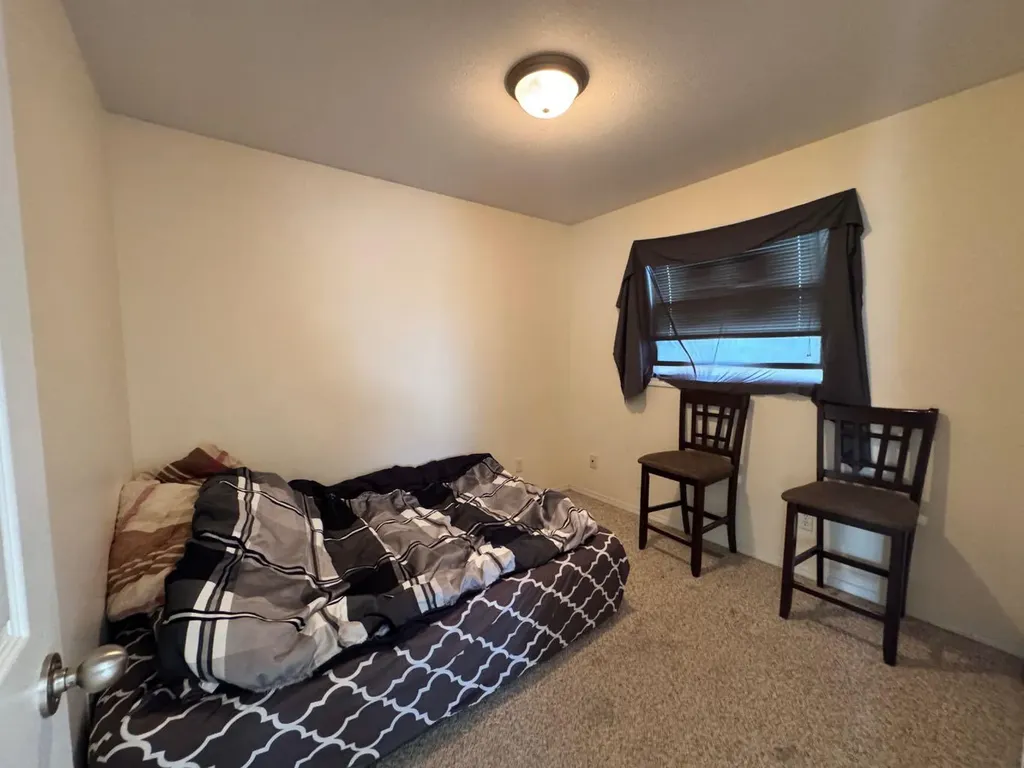 6301 88a Street Grande Prairie AB T8W 2V3