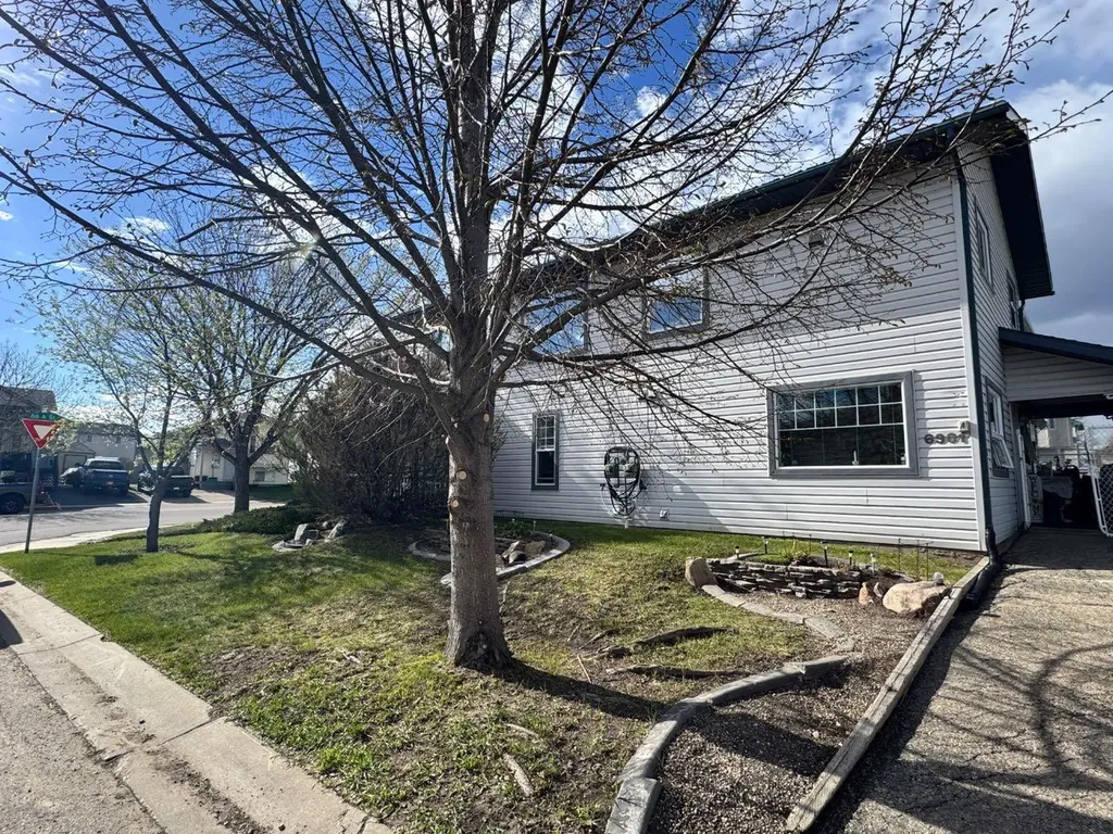 6301 88a Street Grande Prairie AB T8W 2V3