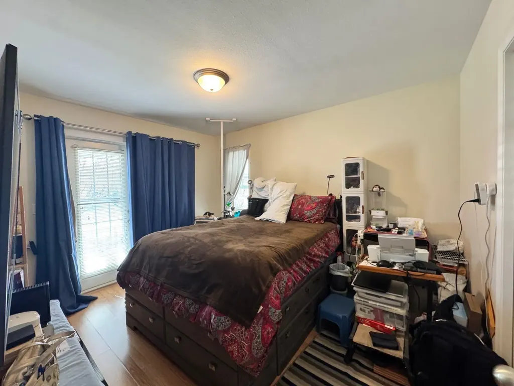 6301 88a Street Grande Prairie AB T8W 2V3
