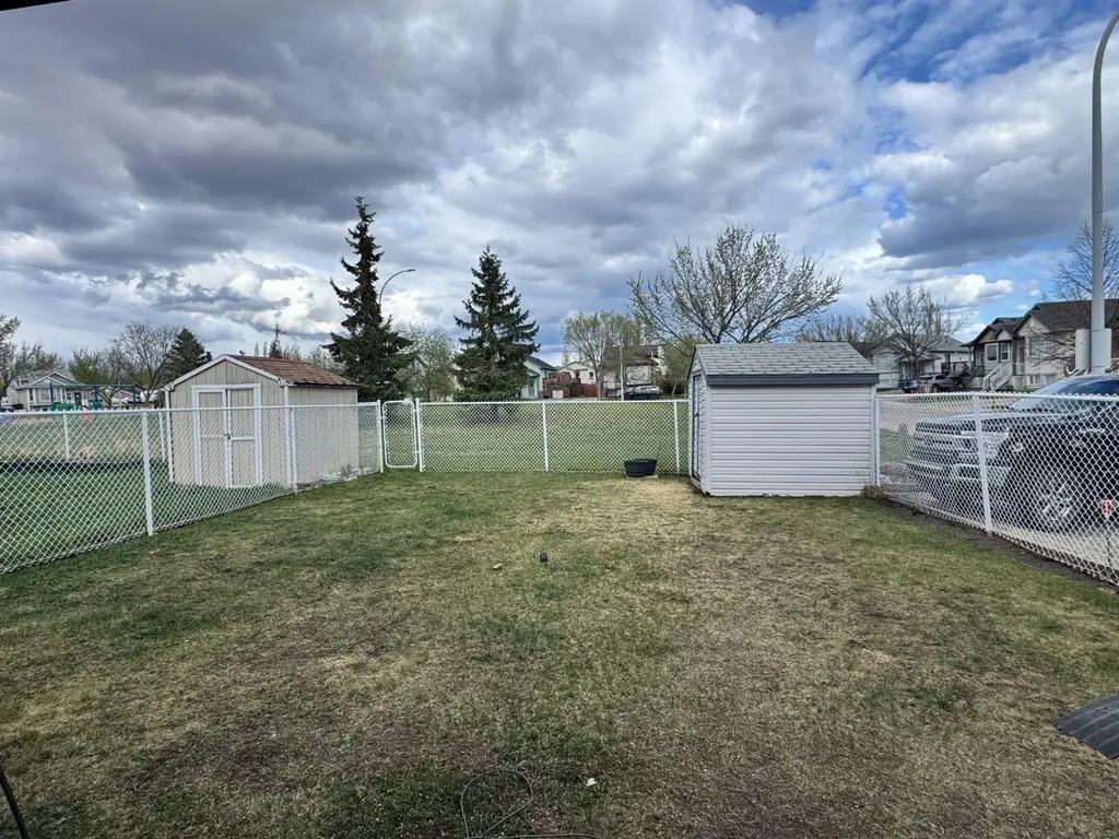6301 88a Street Grande Prairie AB T8W 2V3