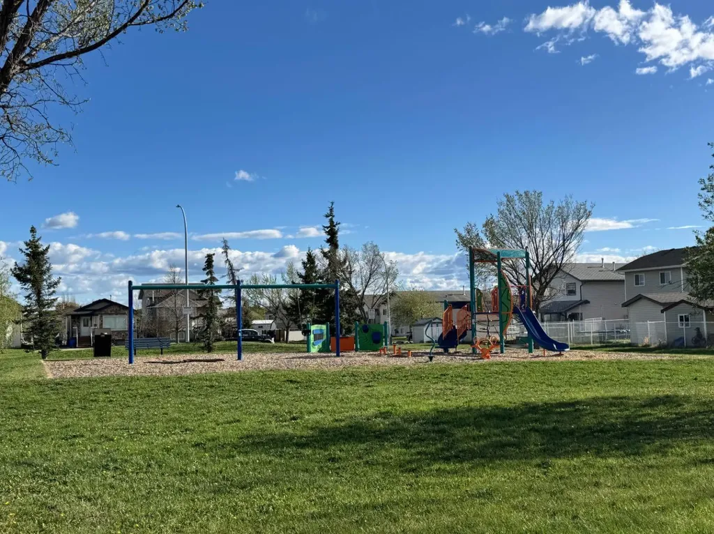 6301 88a Street Grande Prairie AB T8W 2V3