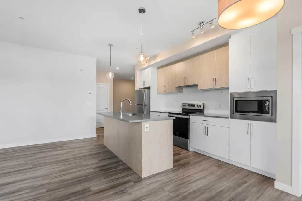 238 Sage Valley Common NW Calgary AB T3R1X8