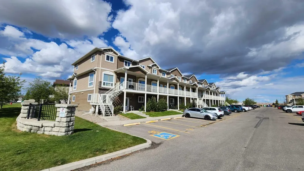 Lethbridge AB, 53 Keystone Terrace W, Unit 86