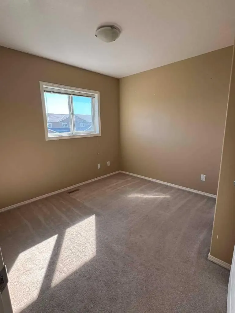 53 Keystone Terrace W Lethbridge AB T1J 5B8