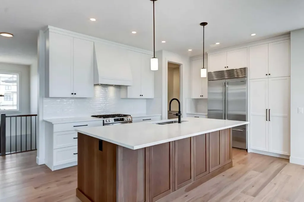 819 Green Haven Close Okotoks AB T1S0R3