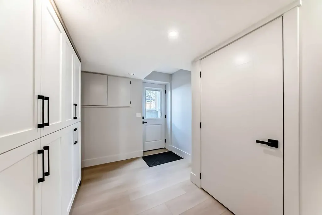 1115 Lake Wapta Road SE Calgary AB T2J 2P3