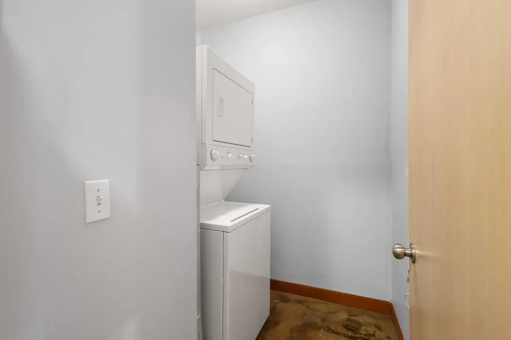 1235 13 Avenue SW Calgary AB T3C 0T2