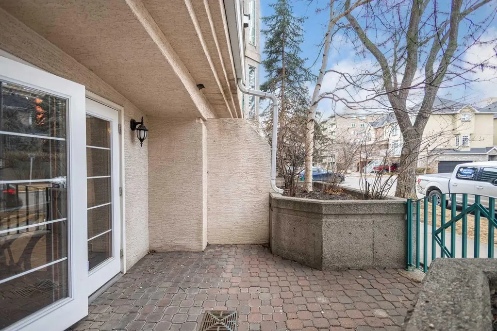 1235 13 Avenue SW Calgary AB T3C 0T2