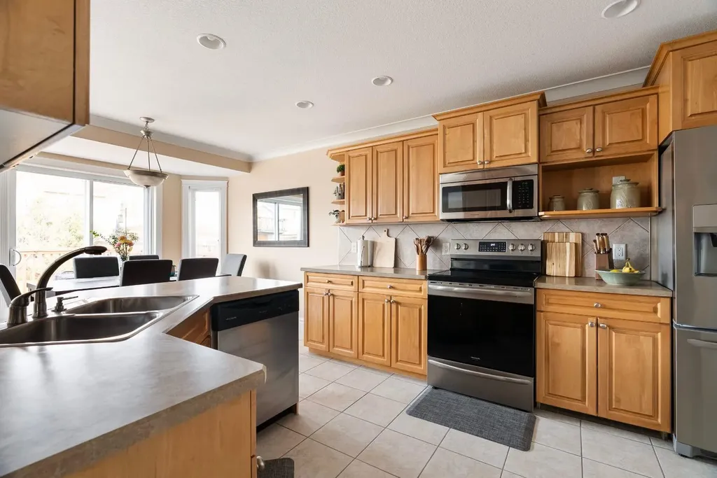 118 Williams Place Fort Mcmurray AB T9H5R2