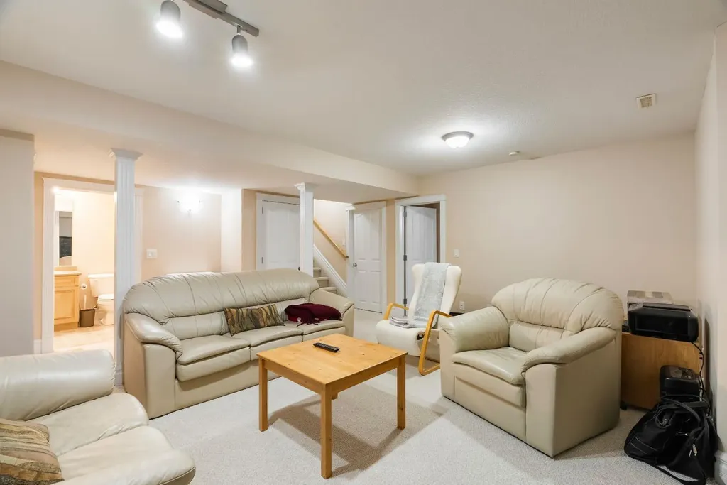 118 Williams Place Fort Mcmurray AB T9H5R2
