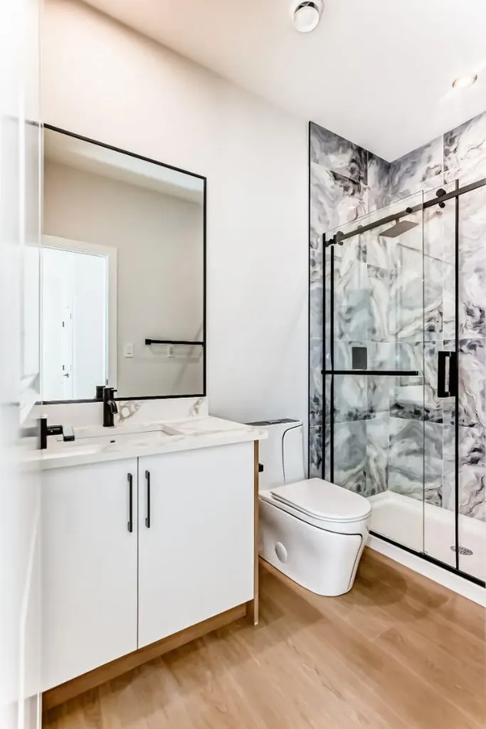 15 Vincent Gate Sylvan Lake AB T4S 0V7